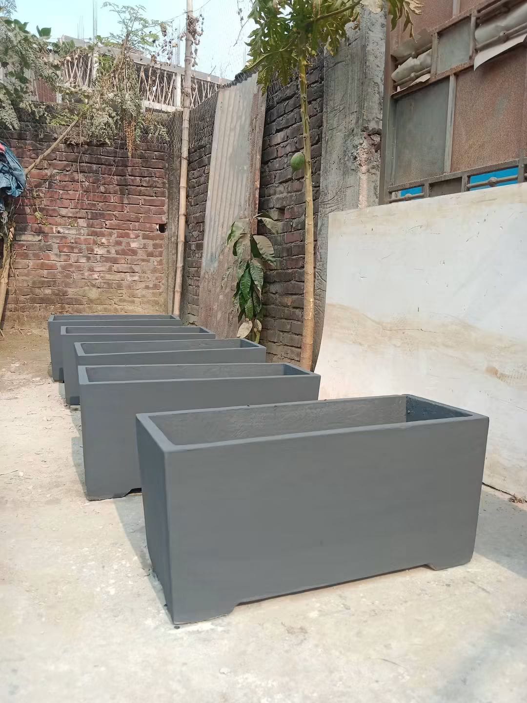Concrete Rectangular planter - মহুয়া সিরিজ ( L:30", W: 15", H:18")